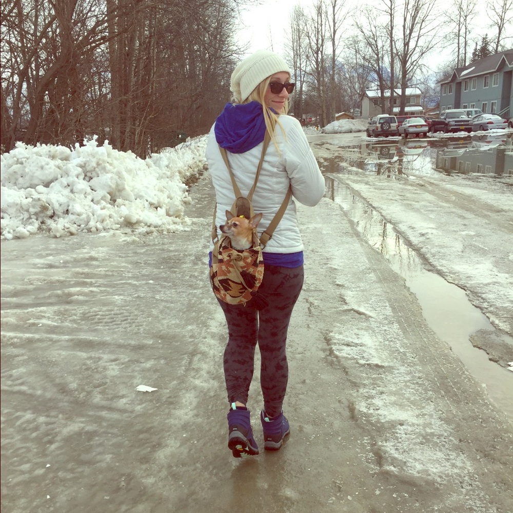 Meet your Posher, Hallie